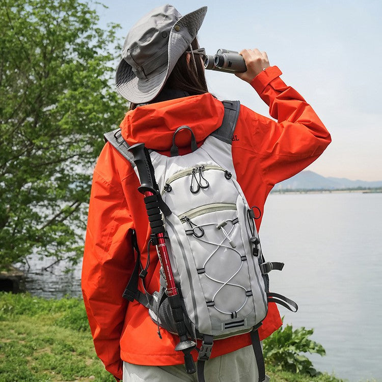 Sporty hiking backpack with ergonomic carrying system and reflective accents Kalsten