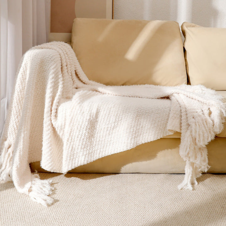 Women's knitted blanket with softest fleece and decorative fringes Kalsten