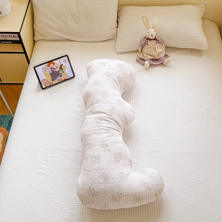 Ergonomic pregnancy and nursing body pillow with C-shape