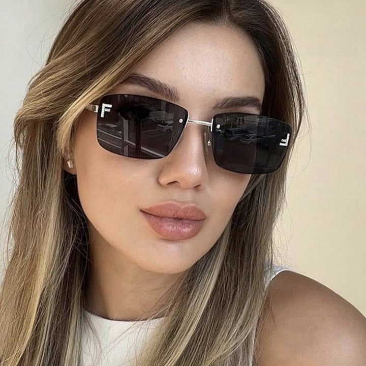 Ladies square sunglasses with elegant golden frame and stylish lenses Kalsten