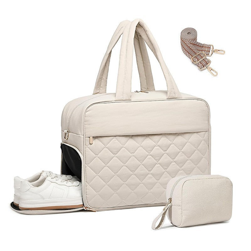 Multifunctional sports and travel bag with separate shoe and cosmetic pouch Kalsten