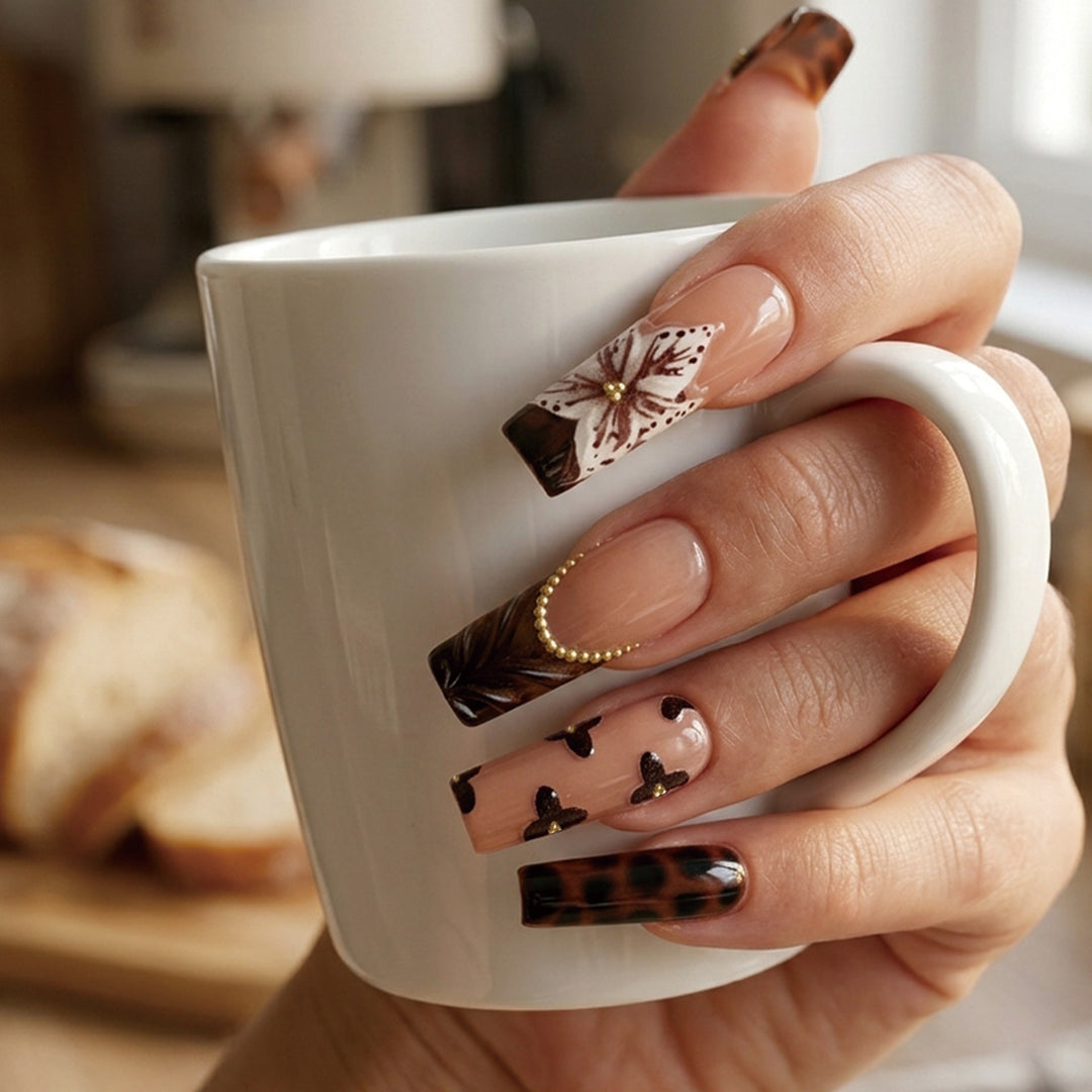 Artistic Nail Art Kalsten