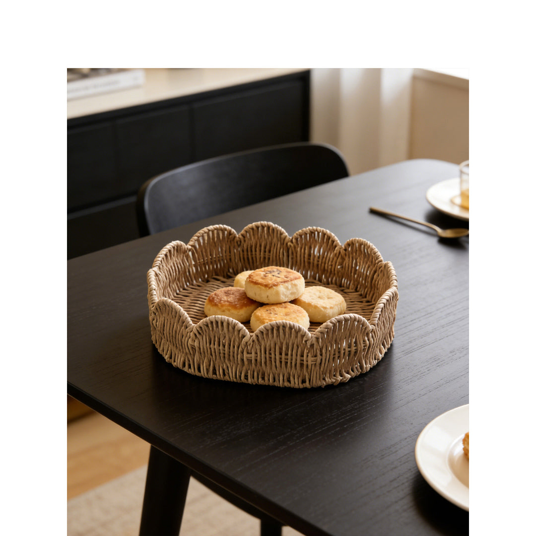 Decorative basket made of willow Kalsten