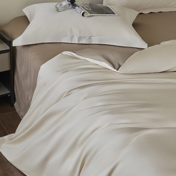 Luxurious cotton satin duvet cover set with hotel finish