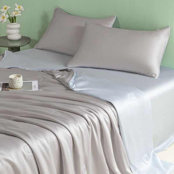 Ladies satin bed linen with stylish design Kalsten