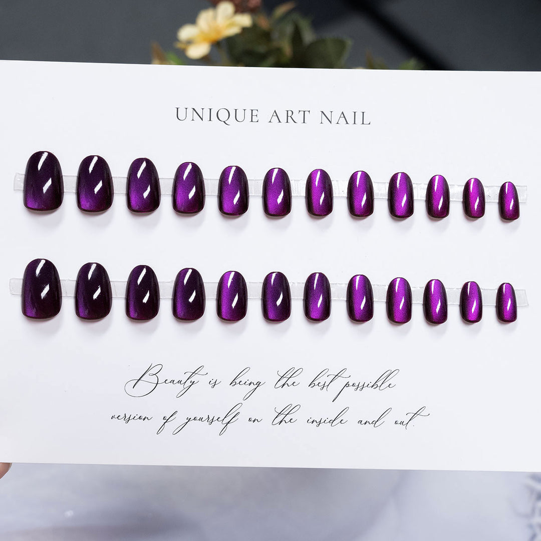Glossy Press-On Nail Art Set