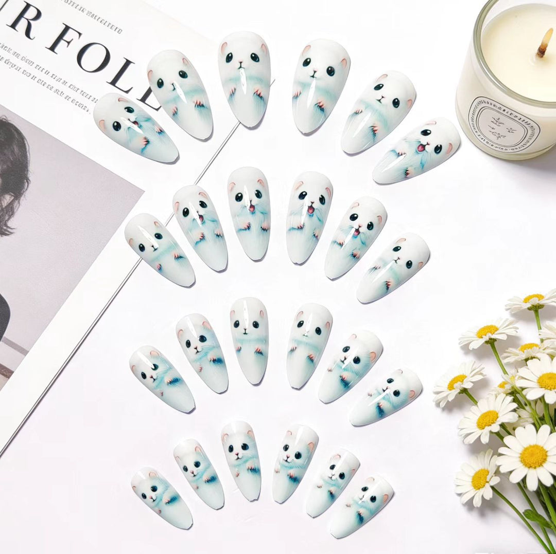 Cute Animal-Themed Nail Art Kalsten