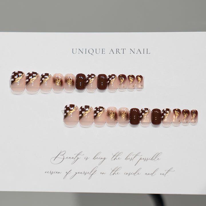 Elegant Artistic Press-On Nail Set