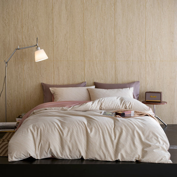 Luxurious cotton satin bedding set with fine jacquard pattern