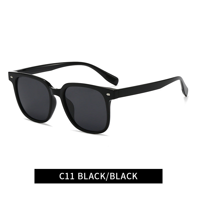 Women's modern square sunglasses with stylish, transparent frame Kalsten