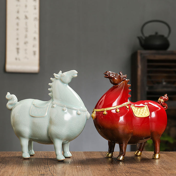 Decorative ceramic horse Kalsten