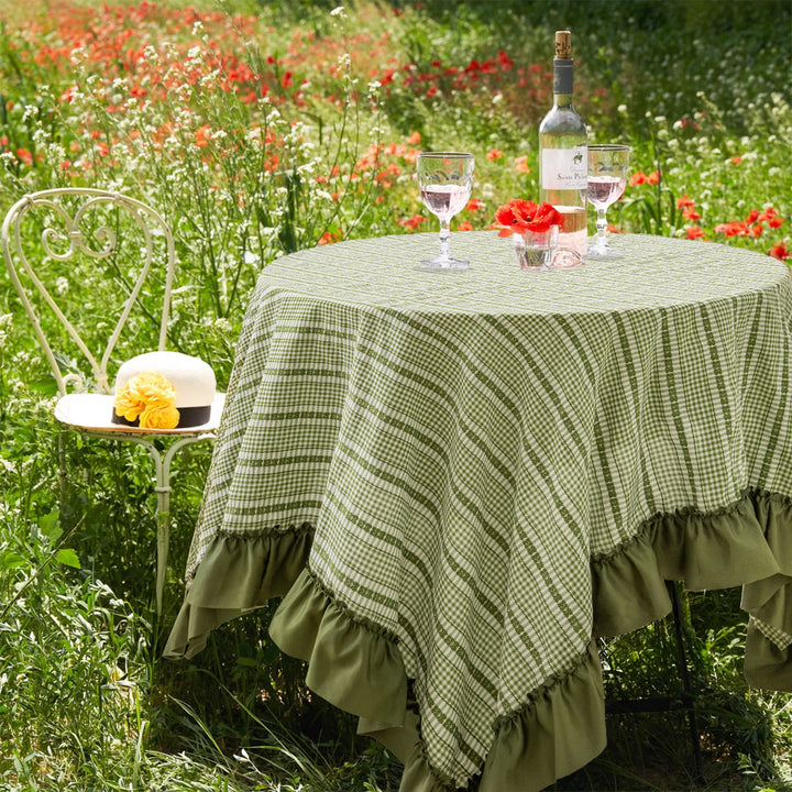 Rectangular tablecloth with frilly border and gingham check pattern Kalsten