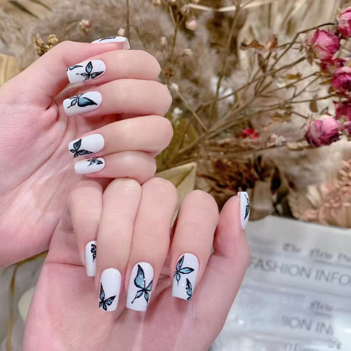 Artistic Nail Art