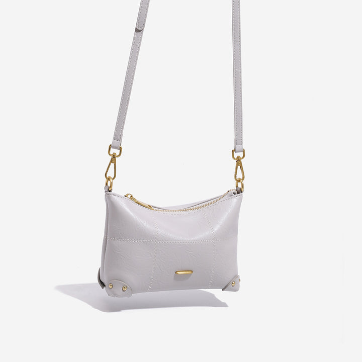 Elegant Leather Handbag with Structured Design