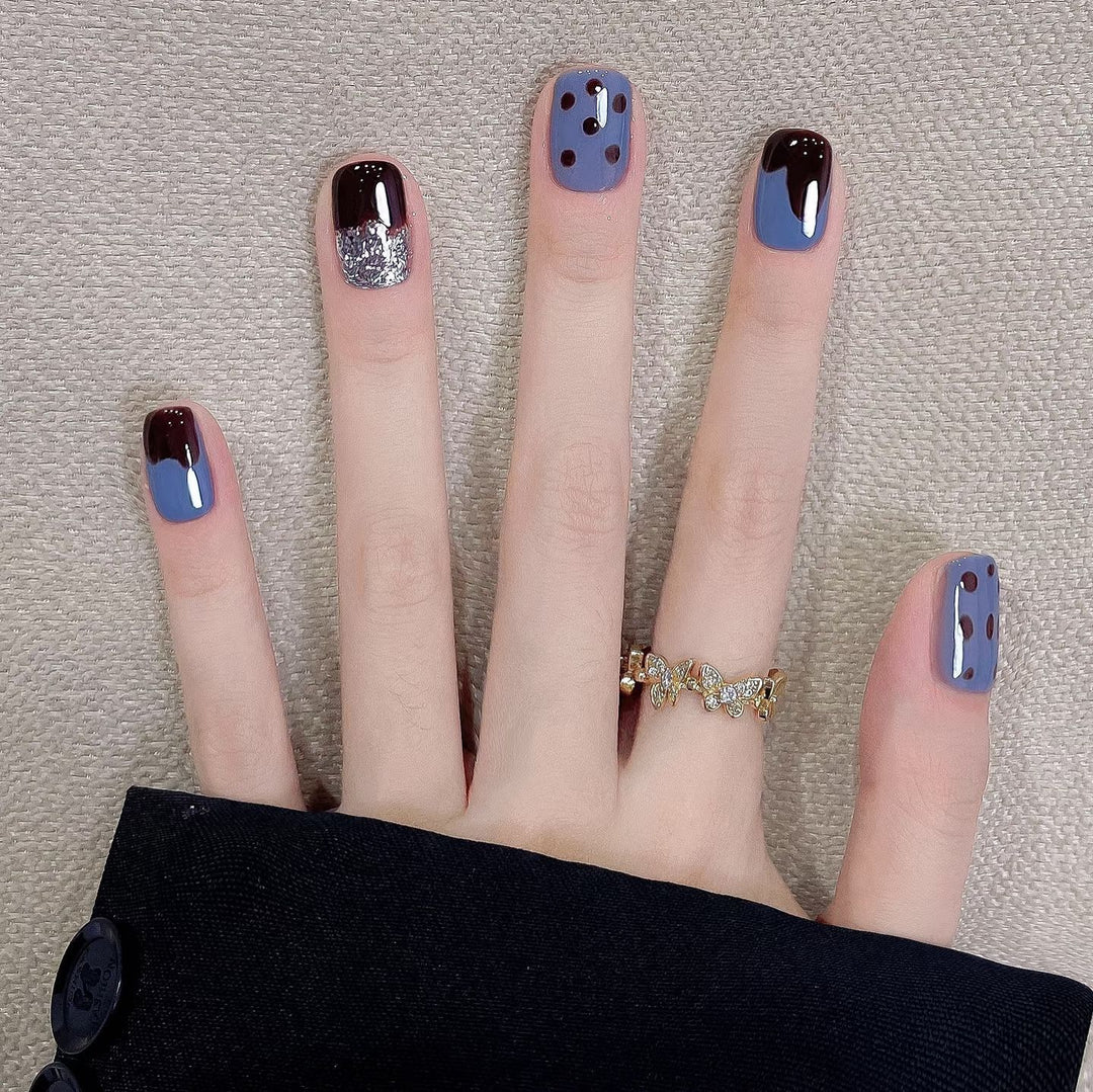 Artistic Press-On Nail Set with Unique Pattern Designs