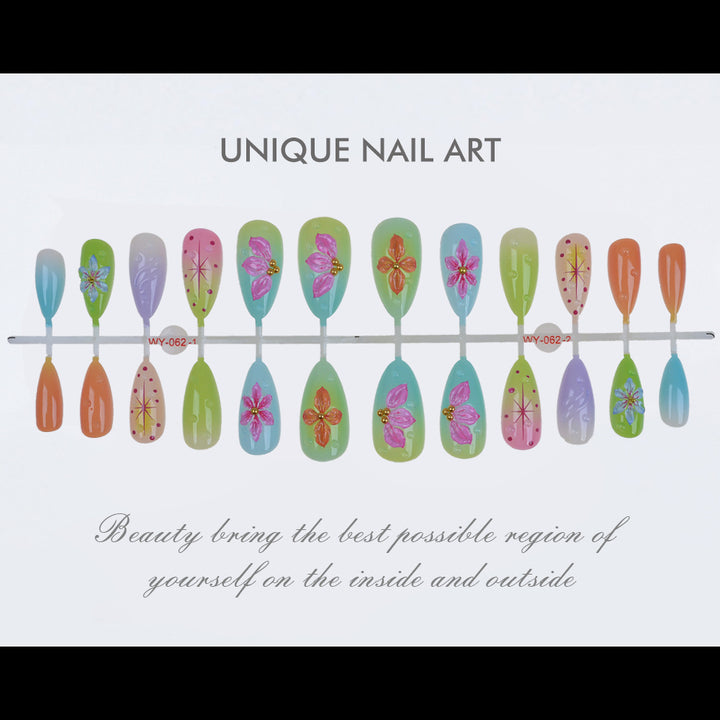 Artistic Floral-Embellished Press-On Nail Set Kalsten