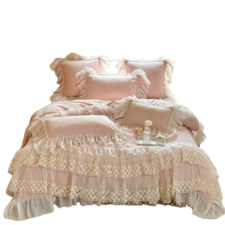 Romantic bedding set with layered lace ruffle and frill edge