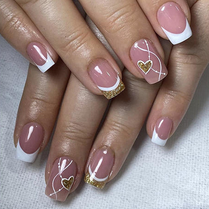 Elegant Heart-Accent Nail Art Extensions Kalsten