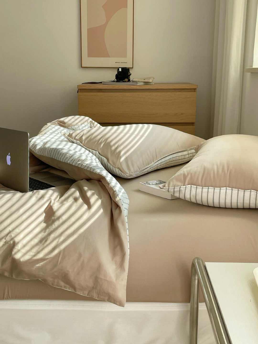 Premium duvet cover and fitted sheet set