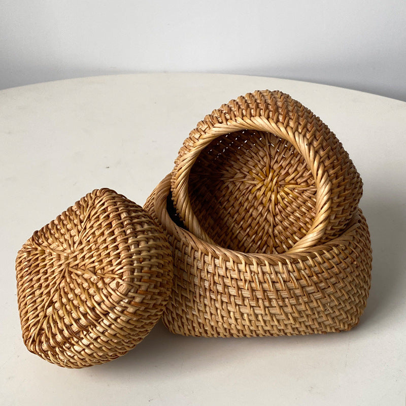 Ladies basket made of woven rattan Kalsten