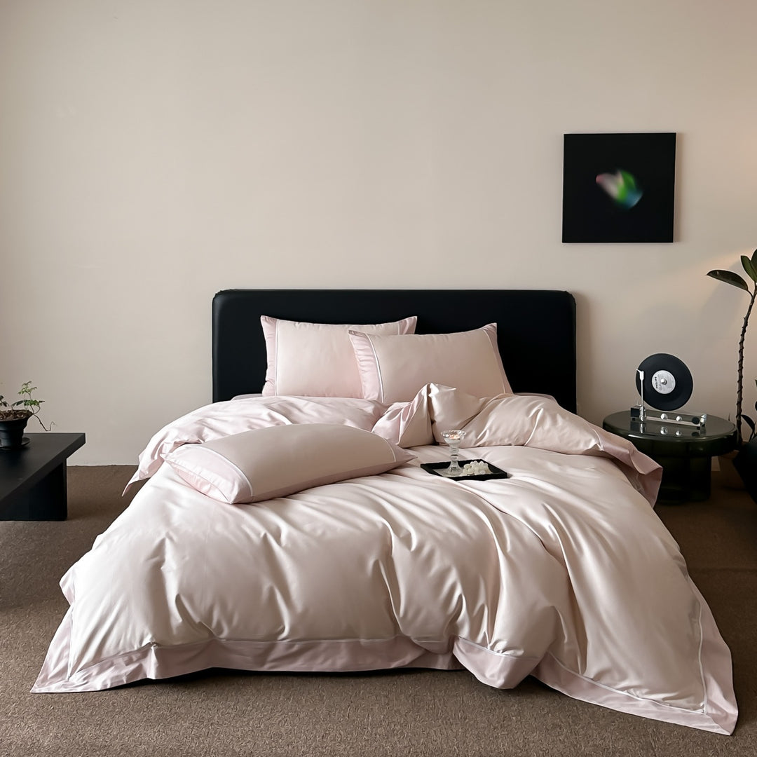 Premium cotton satin bedding set with fine contrast piping and hotel closure