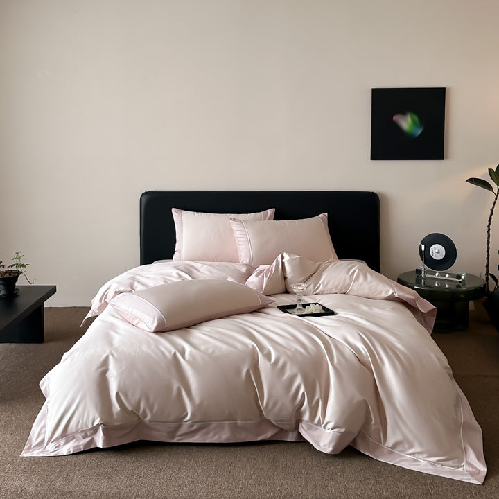 Premium cotton satin bedding set with fine contrast piping and hotel closure
