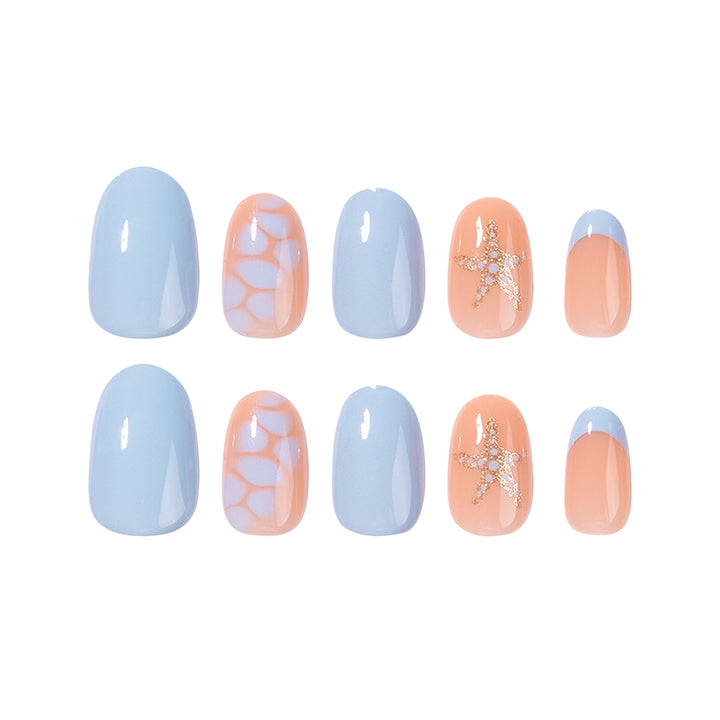 Artful and elegant nail art Kalsten