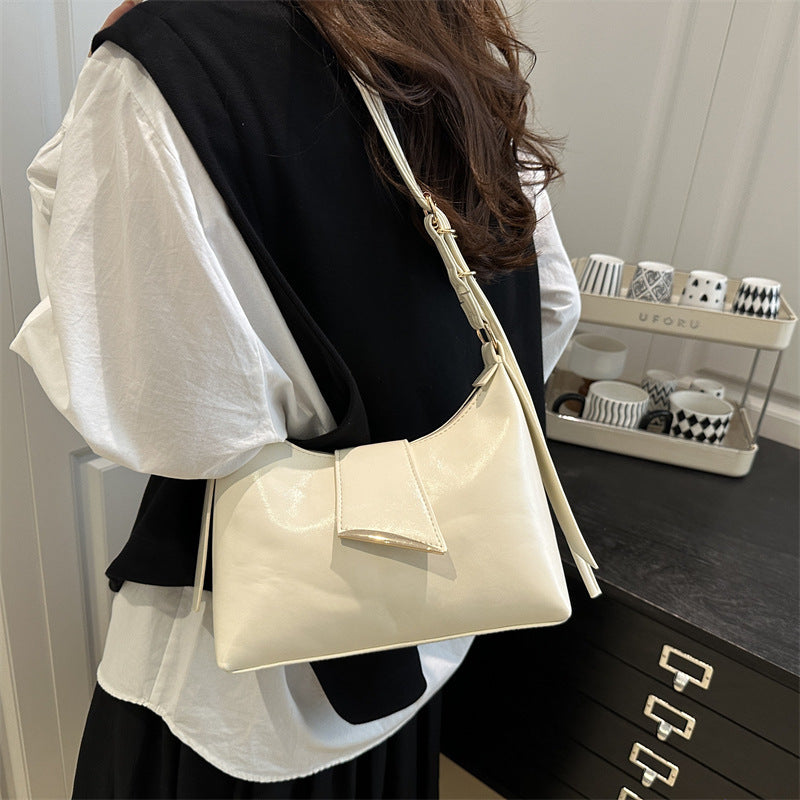 Luxurious Patent Leather Shoulder Bag Kalsten