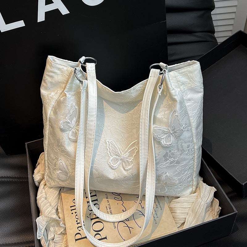 Elegant Embroidered Handbag