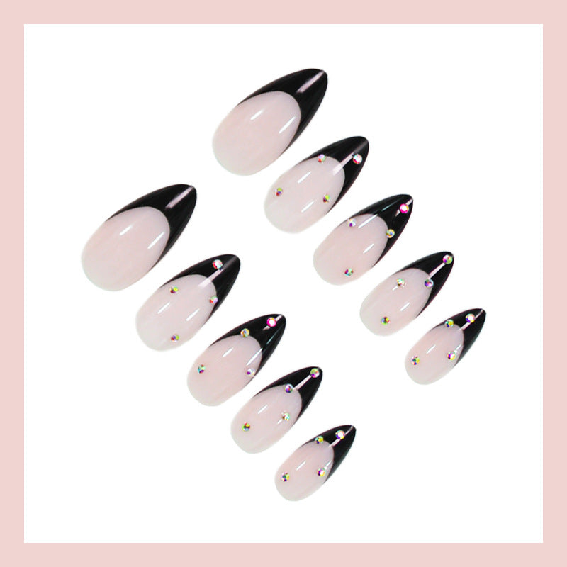 Artificial nail set with elegant tips and glamorous decorations Kalsten