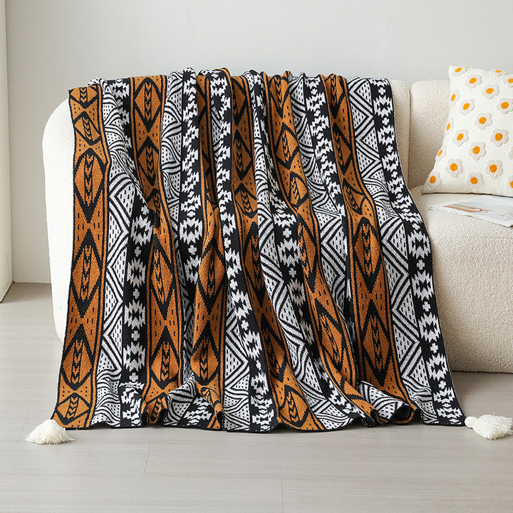 Women's decorative bedspread made of high-quality microfiber with unique design Kalsten