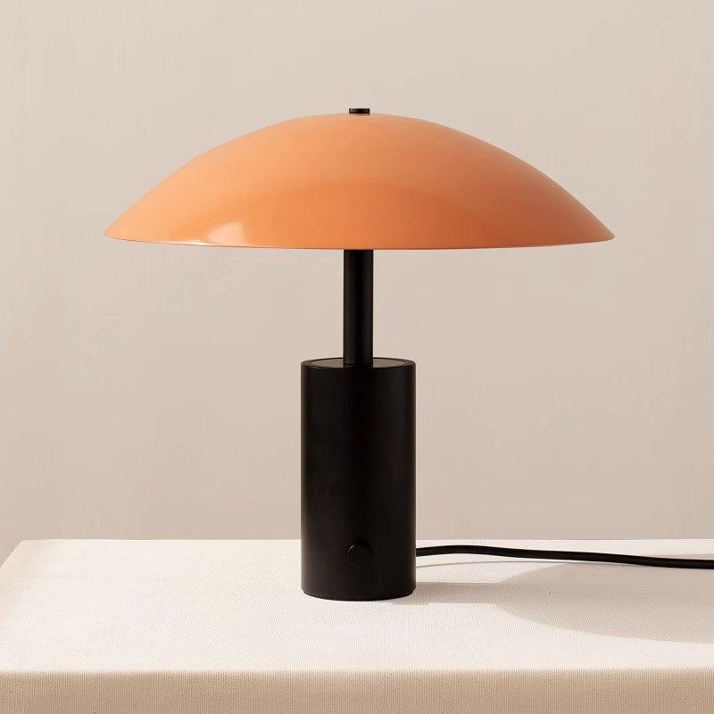 Modern Minimalist Table Lamp with Sleek Design