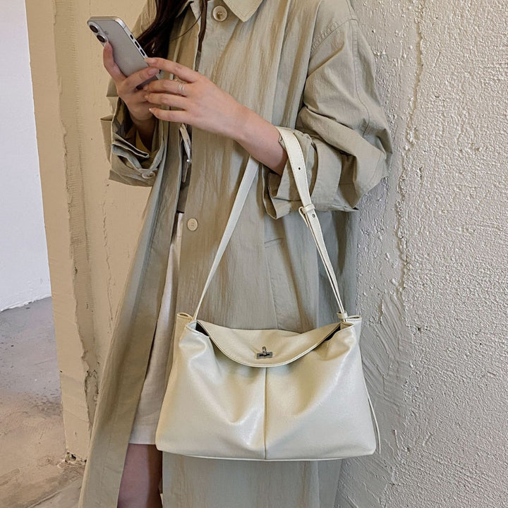 Minimalist Leather Shoulder Bag