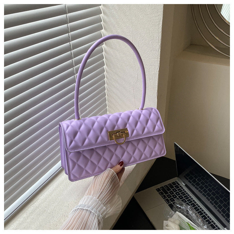 Elegant Quilted Handbag