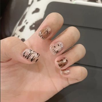 Artificial nails with elegant ombre finish Kalsten