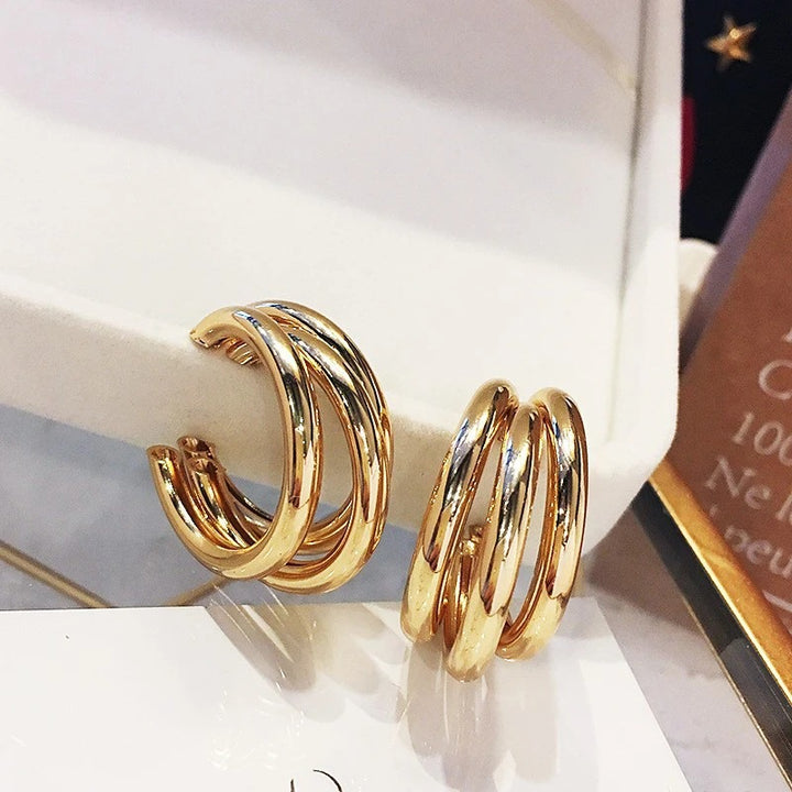 Fashionable Hoop Earrings Made of High-Quality, Polished Metal Kalsten