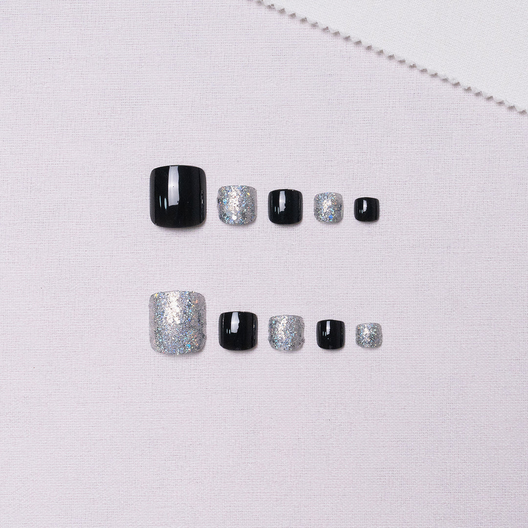 Sparkling Glitter Pedicure Nail Art