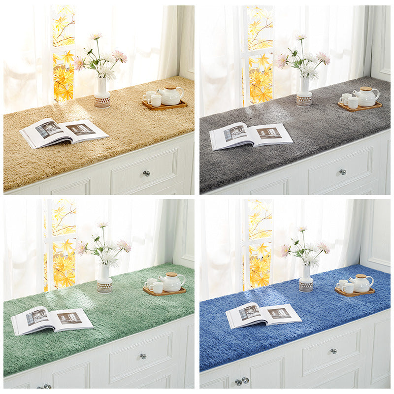 Soft Plush Table Runner Kalsten