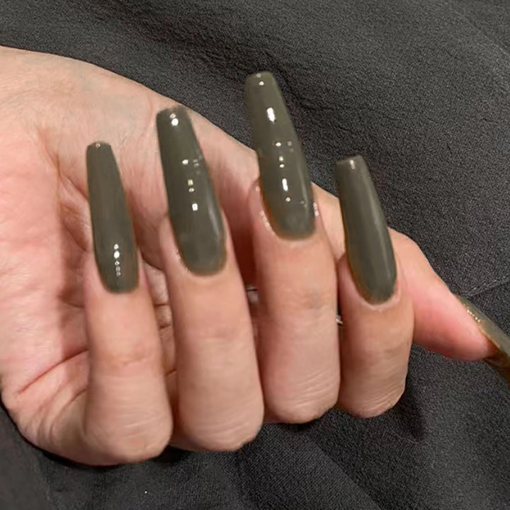Long-Stiletto Press-On Nails with Glossy Finish