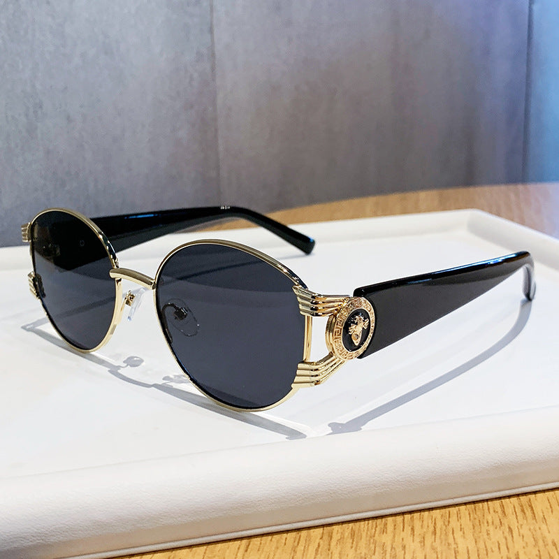 Ladies elegant sunglasses with luxurious metal frame and mirrored lenses Kalsten