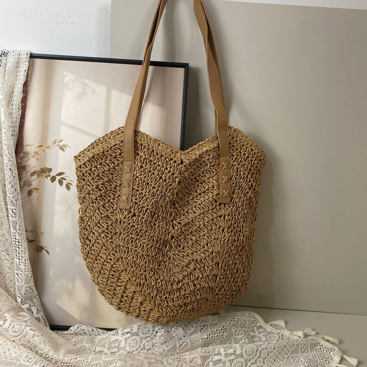 Handcrafted basket bag with unique circular pattern Kalsten