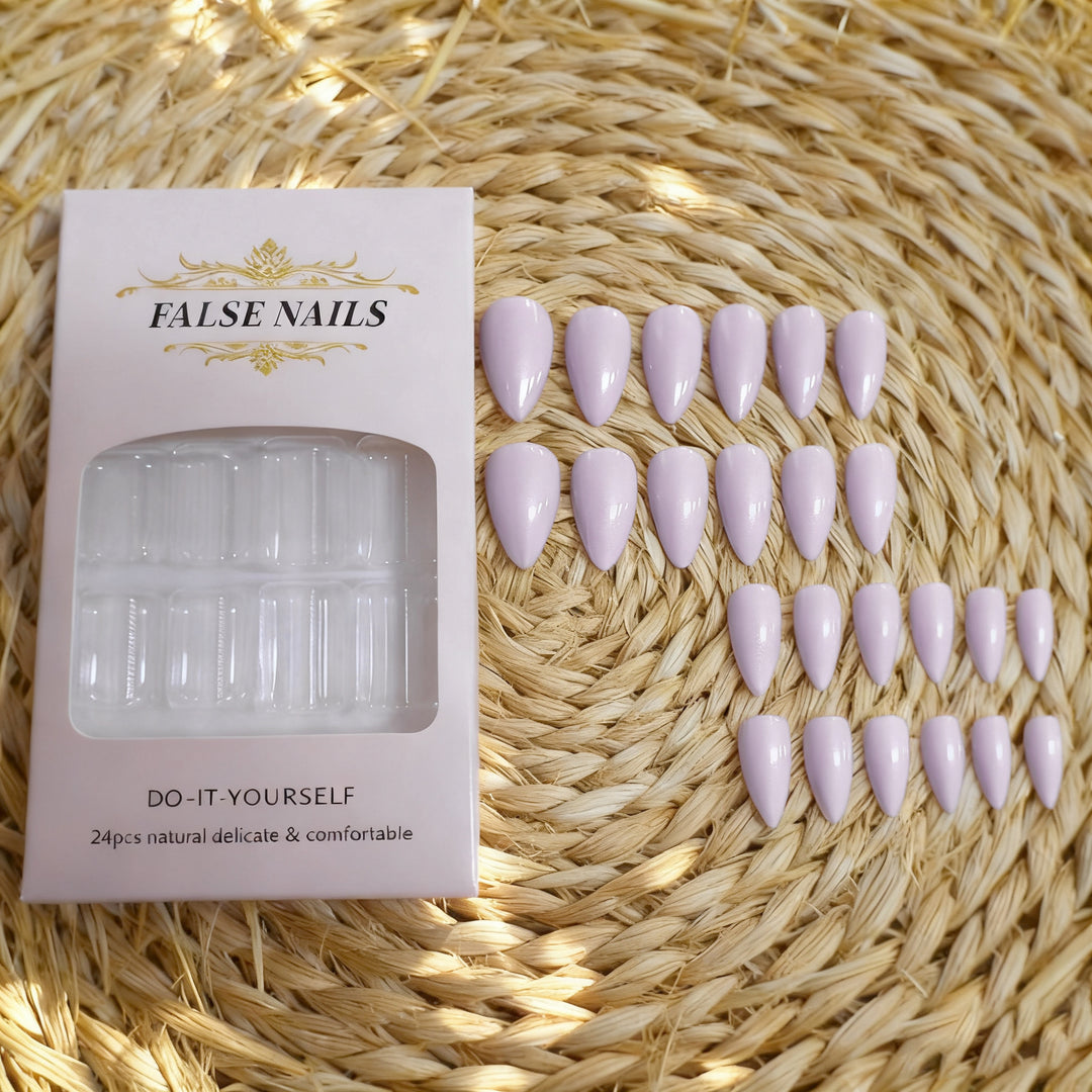 Stylish Long-Lasting Nail Art Kalsten