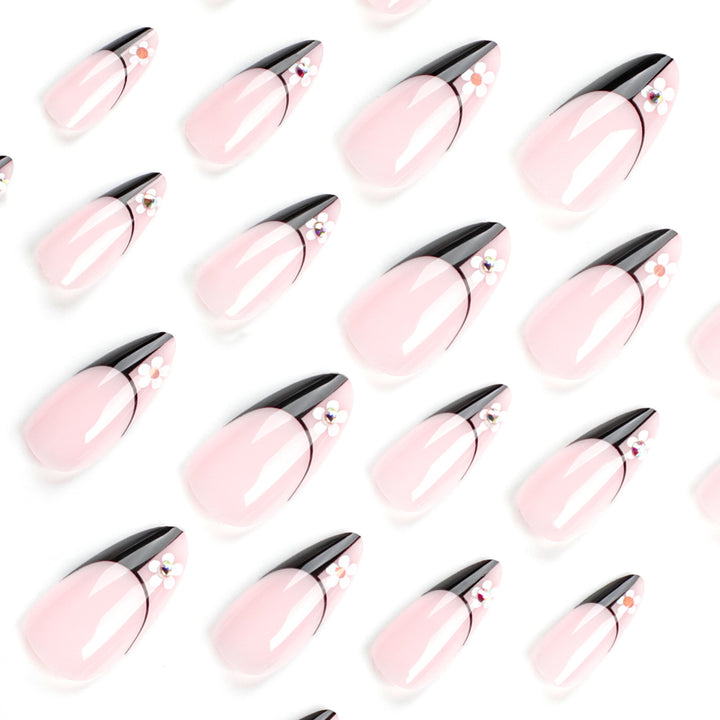 Artful nail art in elegant stiletto design Kalsten