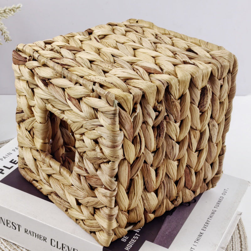 Decorative Woven Basket Kalsten