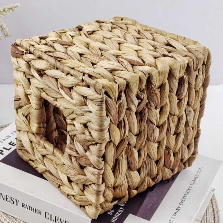 Decorative Woven Basket Kalsten
