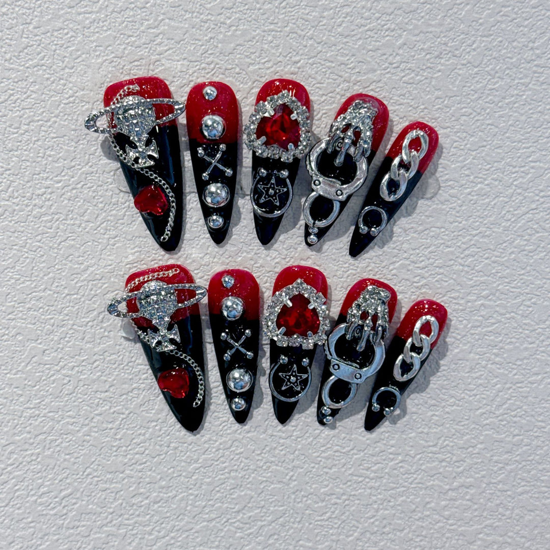 Glamorous Nail Art Extensions