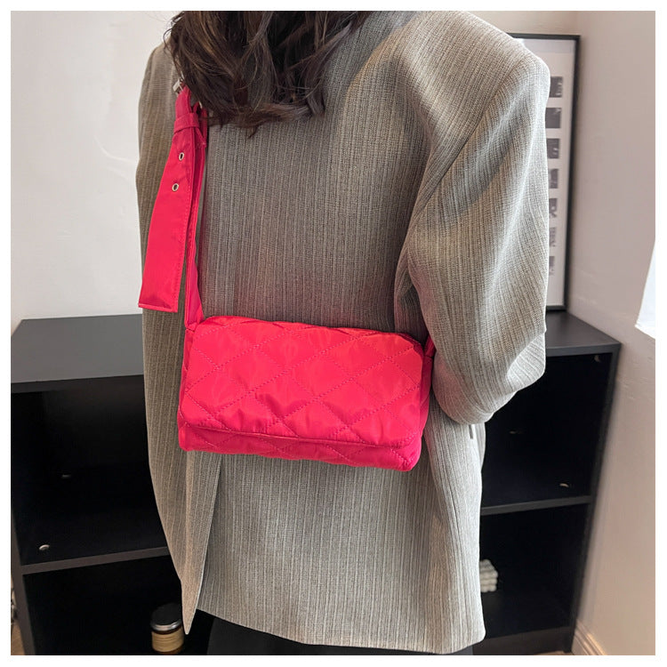 Elegant Quilted Crossbody Handbag