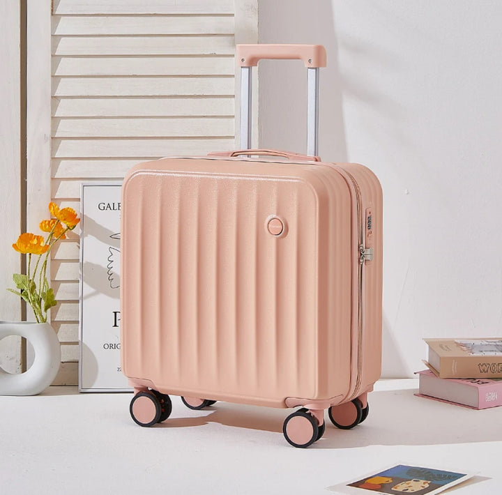 Unisex Sleek Hard-Shell Cabin Spinner Suitcase Kalsten