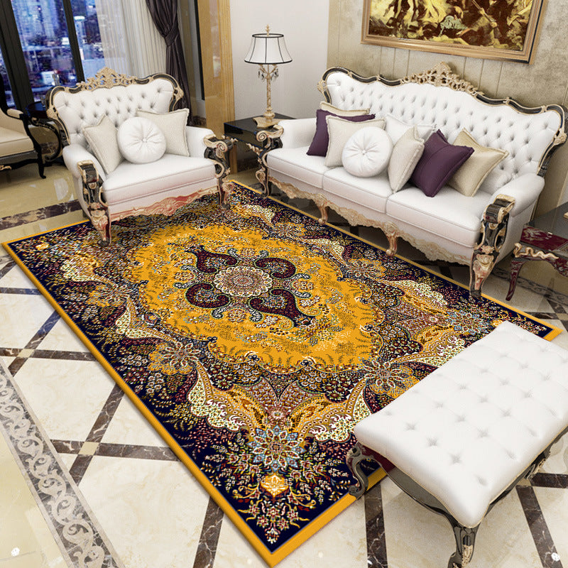 Luxurious Vintage-Inspired Area Rug Kalsten
