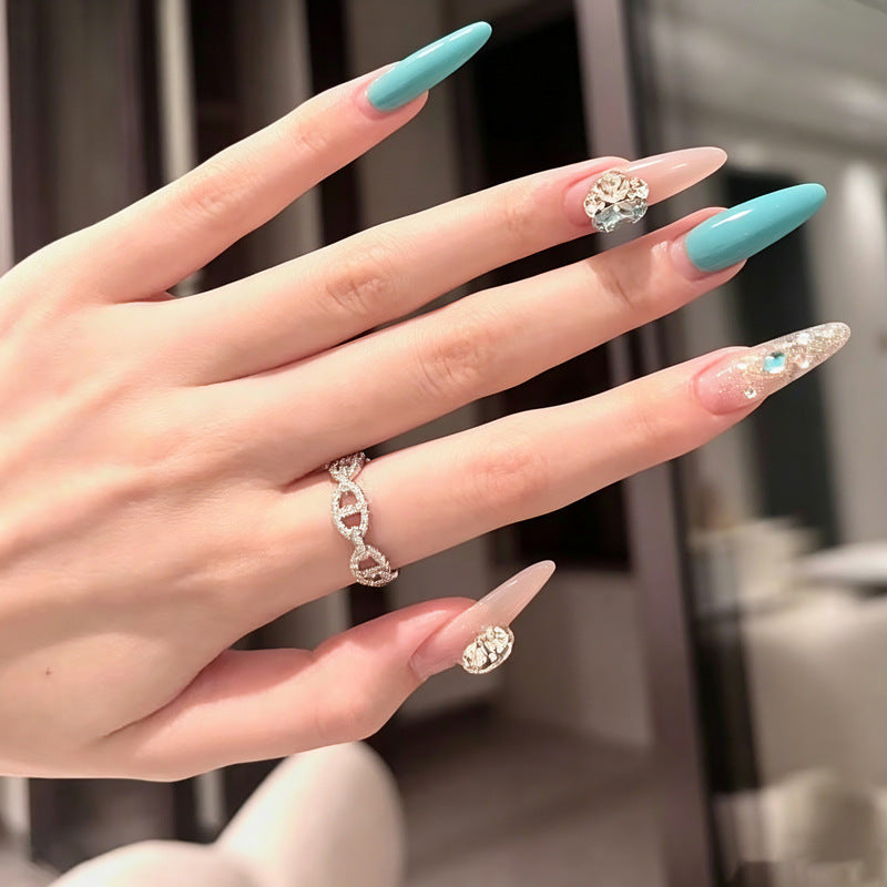 Acrylic nail set with elegant glitter accents Kalsten